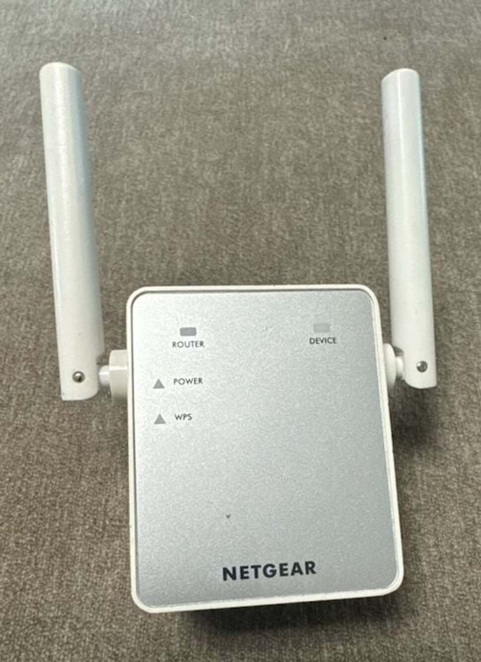 NETGEAR AC750 Wi-Fi Range Extender EX3700
